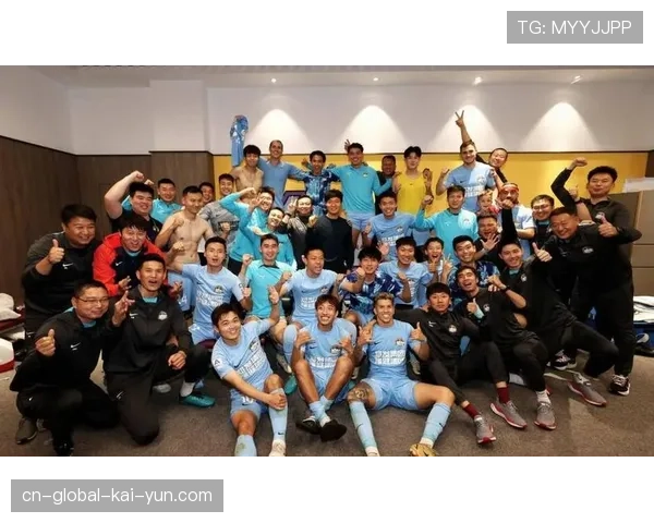 青岛海牛阵容单一性 全换外援后的战术多样性挑战